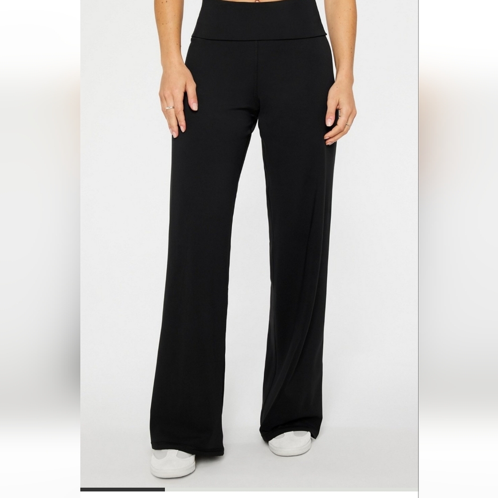 NWT Fabletics Wide Leg Foldover Pants